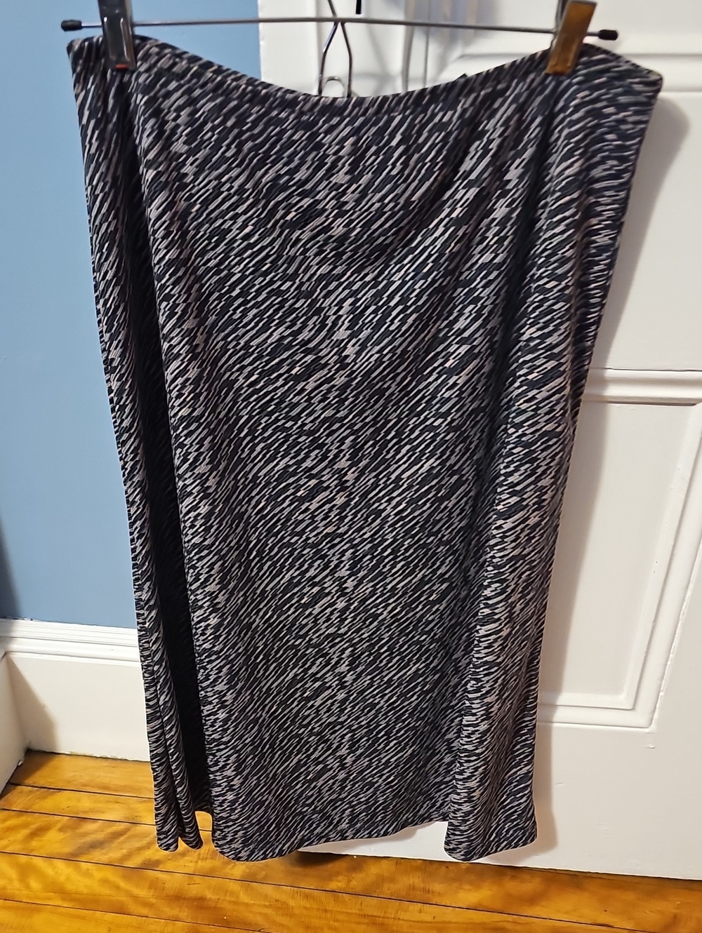 New York & Company Black, Gray and Pale Pink Speckled Maxi Skirt